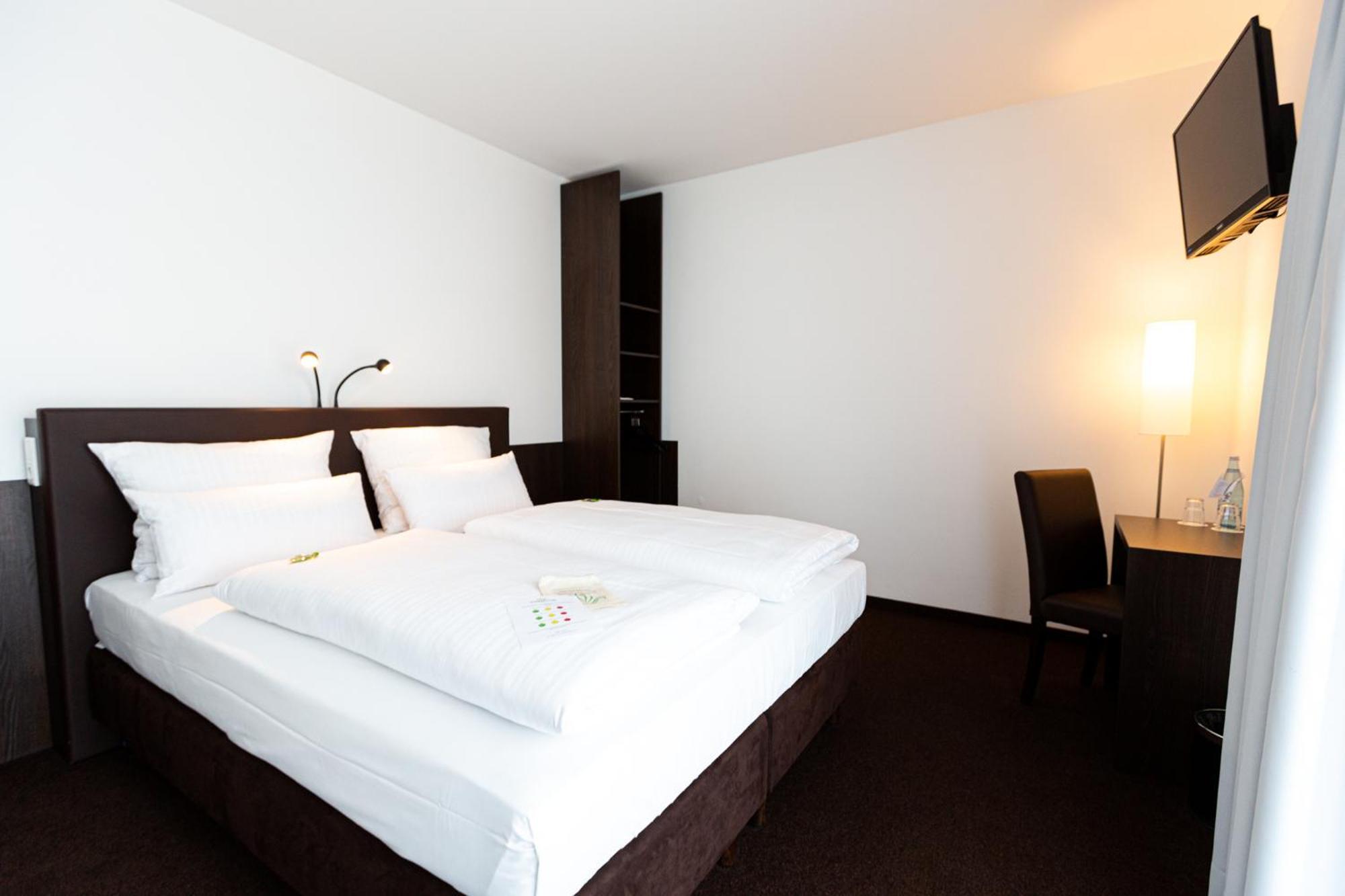 Tobbaccon Hotel Bensheim Luaran gambar