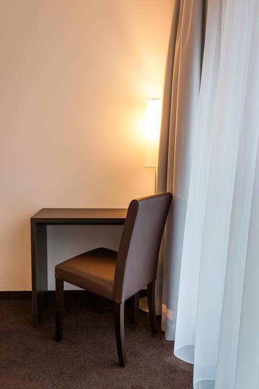 Tobbaccon Hotel Bensheim Bilik gambar