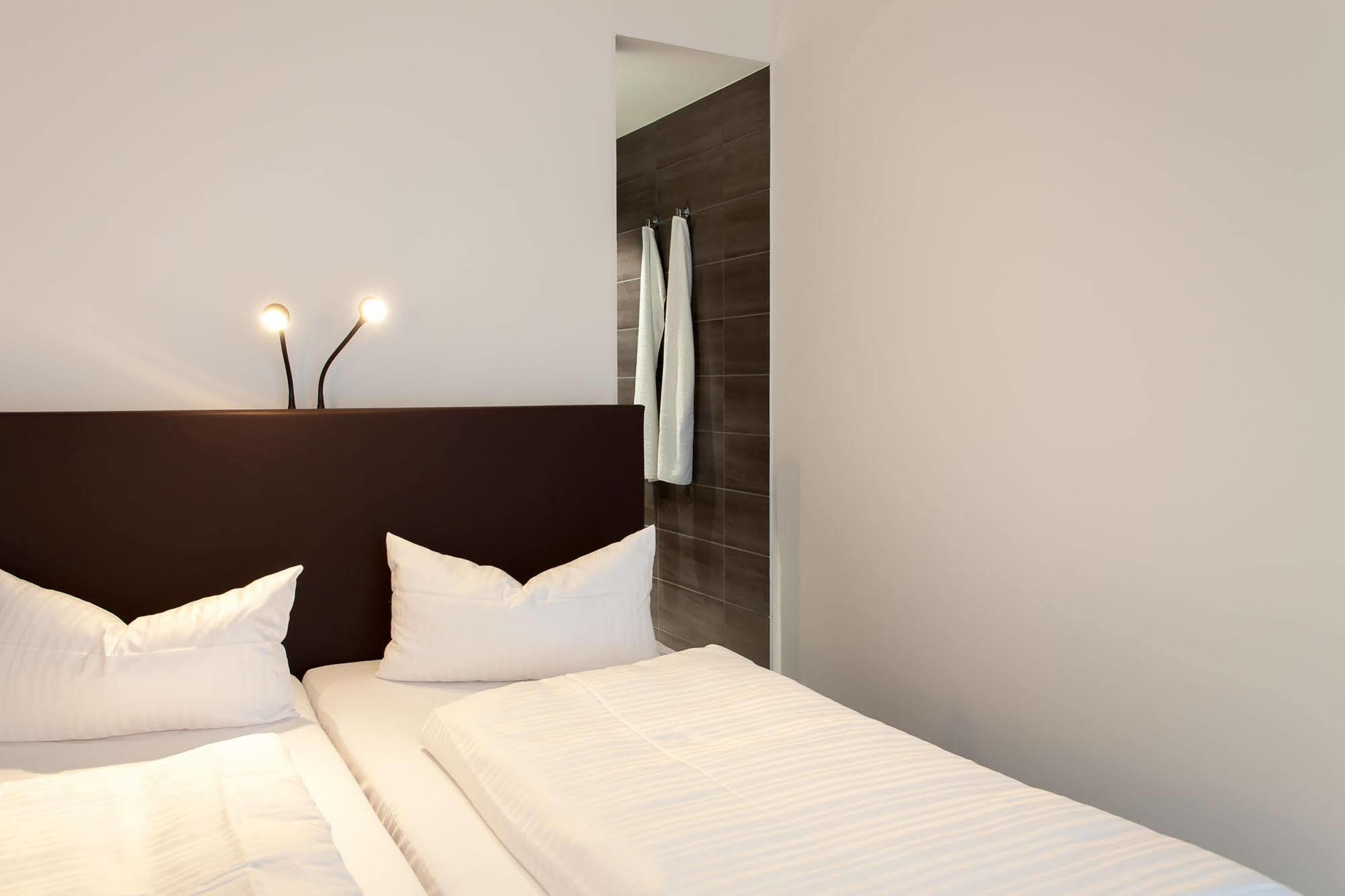 Tobbaccon Hotel Bensheim Luaran gambar